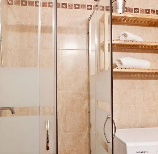 Pie De Playa-wifi Free Apartament L' Escala